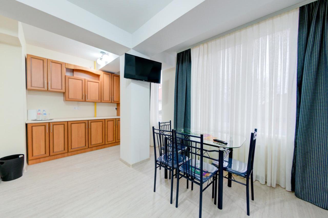 Catherine Hotel تشيسيناو المظهر الخارجي الصورة